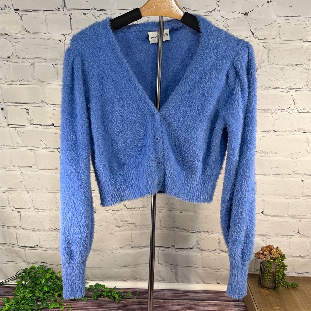 Freshman 1996 Soft and Fluffy Periwinkle‎ Blue Women's Cardigan Crop Puff Sleeve